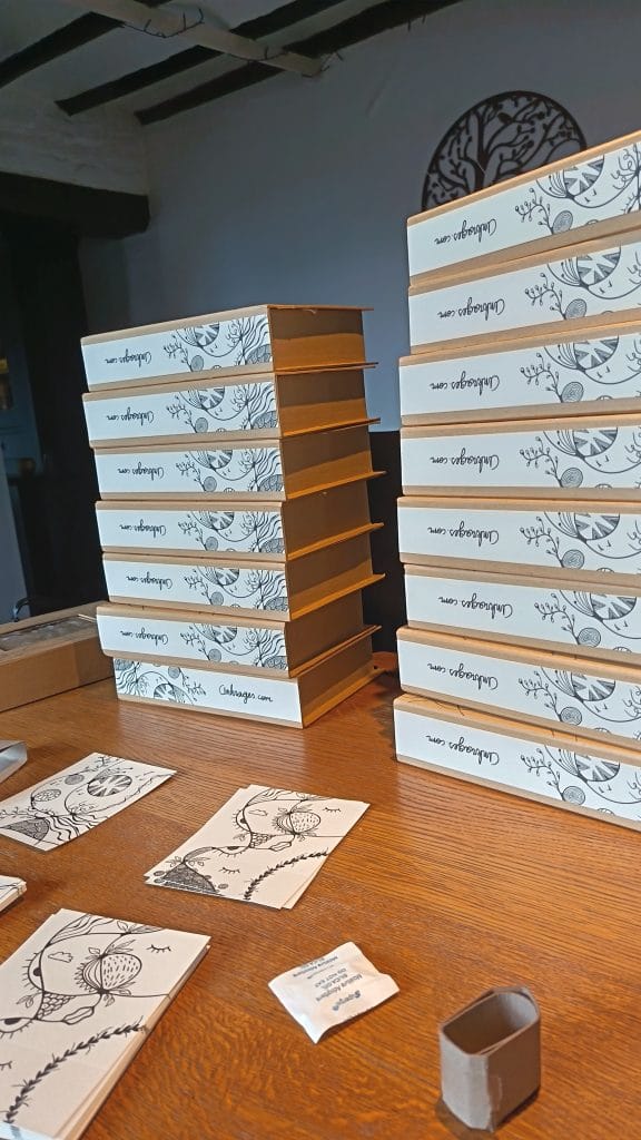Lire la suite à propos de l’article Les boîtes prennent forme